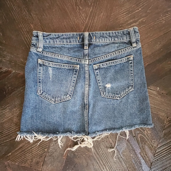 Free People Distressed button up mini skirt - Picture 3 of 4